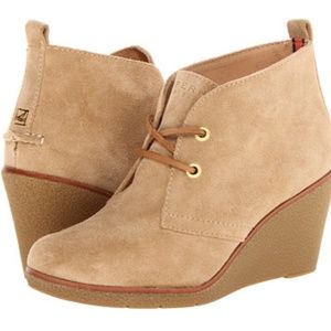 Sperry wedges like new